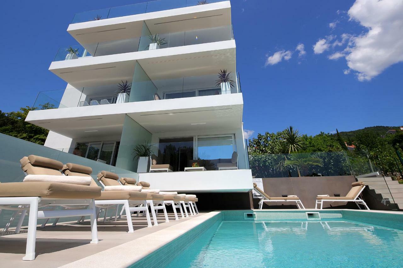New Apartment With Swimming Pool Near The Beach Ičići Esterno foto
